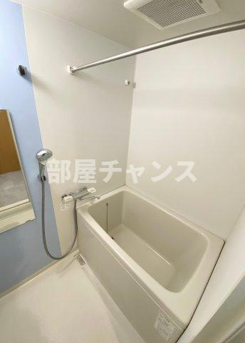 RAFFLE SHINSAKAEの浴室