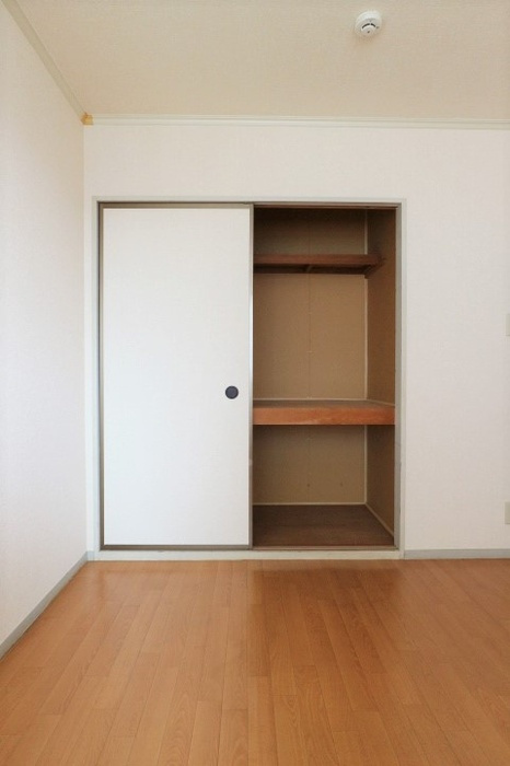 パールハイツ鏑木39の収納