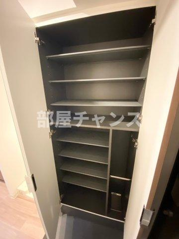 プレサンスSAKAEフロントの収納