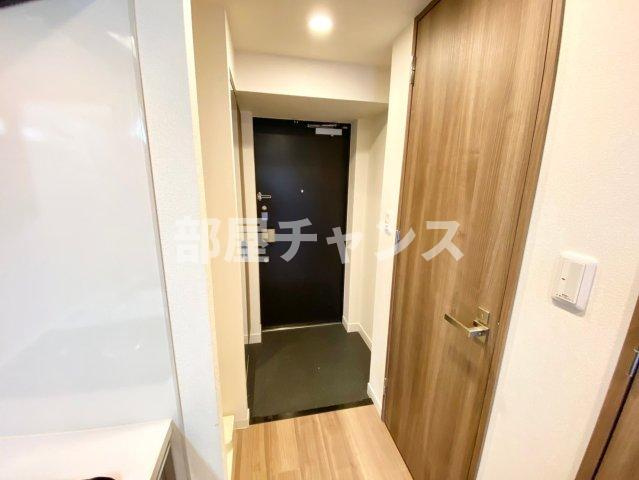 プレサンスSAKAEフロントの玄関