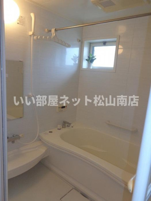 【浴室】 | バリュアブル　E棟