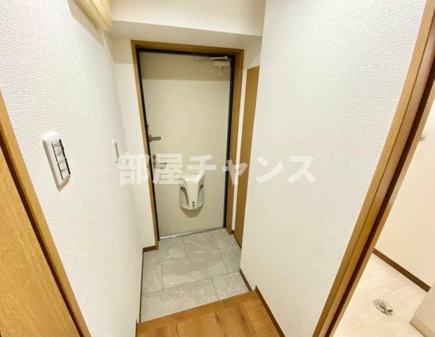 マルティーノ新栄の玄関