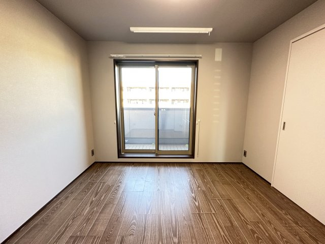 ベレオ高そねの洋室