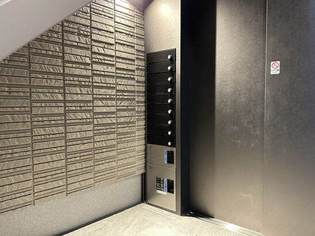 ベレオ高そねのロビー