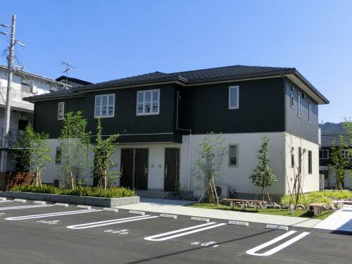 シャーメゾン ヒルズ Ⅱ棟の外観