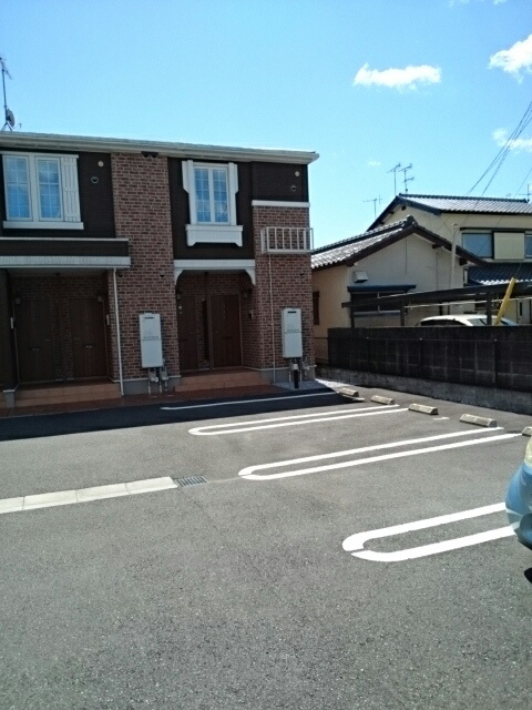 ジャスミンガーデン　Ｂの駐車場|駐車場