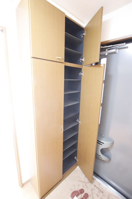 シューズボックス