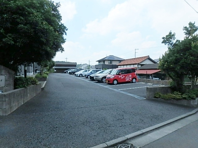 敷地内駐車場※空き要確認。