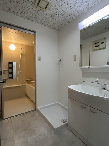 セルヴィ21知寄町の脱衣所