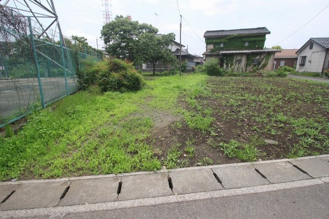 小山市若木町3丁目|東側との境界部分（2024年6月撮影）