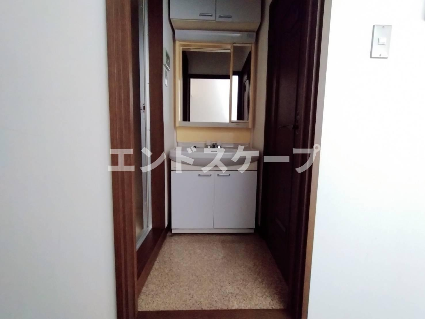 サンハピネスの洗面所|高崎、前橋エリアのお部屋探しはエンドスケープまで！お客様の理想お聞かせ下さい♪