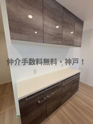 【キッチン】 | 神戸市西区富士見が丘２丁目　新築戸建２号棟　仲介手数料無料！ | きれいなキッチンです