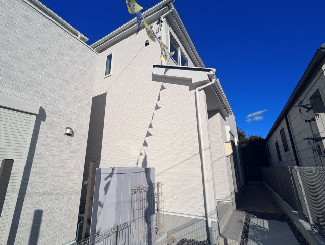 尾張旭市新居町寺田23-1期　全2棟の前面道路含む現地写真