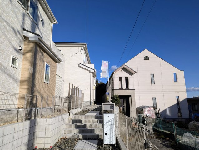 尾張旭市新居町寺田23-1期　全2棟の外観