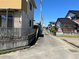西条市福武甲の売地の前面道路含む現地写真