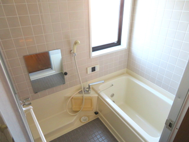 神川町大字新里　中古1200ｵｰﾅｰﾁｪﾝｼﾞ(売賃貸住宅）の浴室
