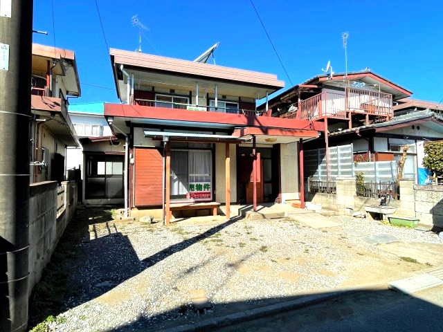 藤岡市藤岡　中古350の前面道路含む現地写真