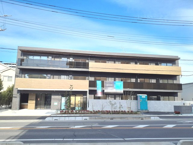 BLUE ROOM