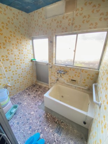 都城市下川東１丁目の中古一戸建の浴室