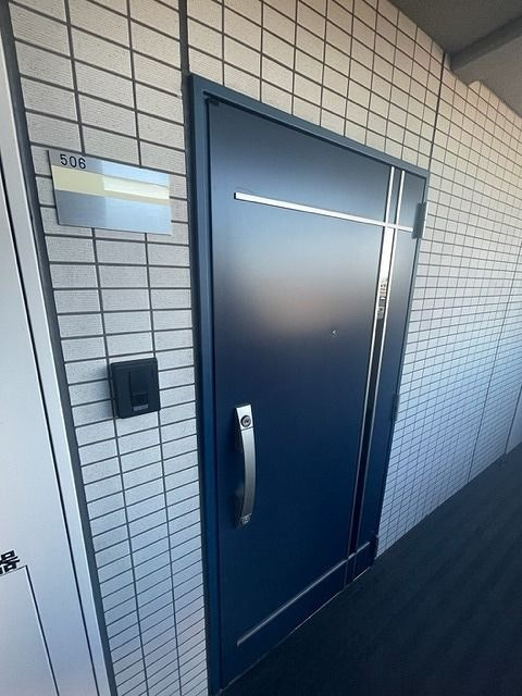 ＵＬＹＳＳＥＳの玄関|※以下、別室参考写真です。 