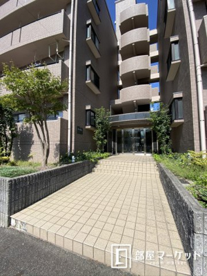 【エントランス】 | クレジュール東山