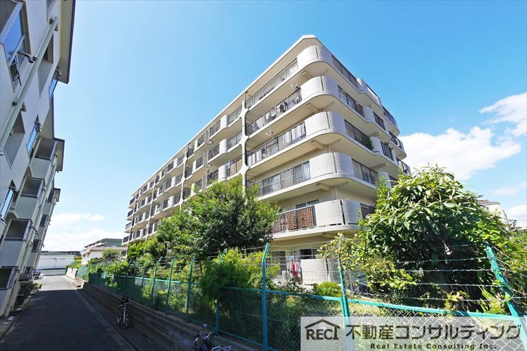 ルネ香枦園の外観