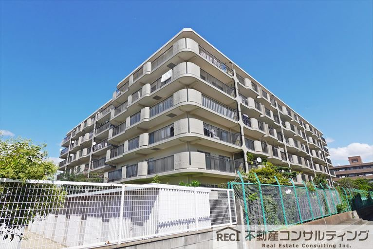 ルネ香枦園の外観