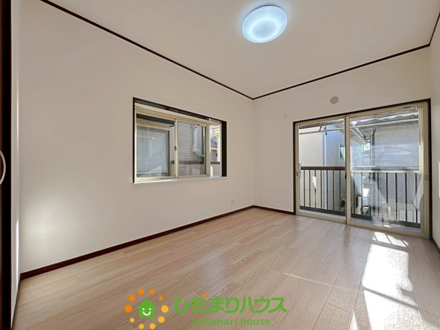 杉戸町清地６丁目　中古一戸建ての寝室