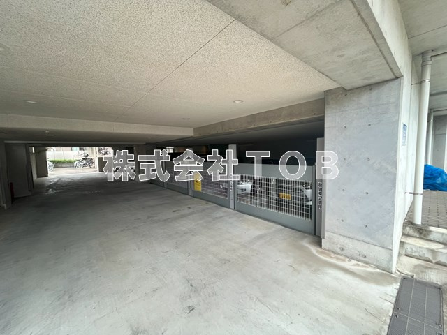 【駐車場】 | プラウドフラット仙川