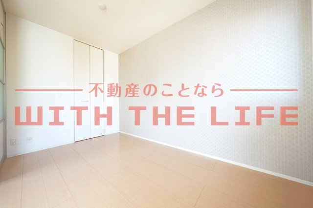 アリス京町壱番館【キャッシュバック対象】の内装|広々とした洋室です