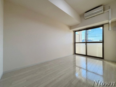 【居間・リビング】 | ロイヤルピジョンライズ | 使いやすいリビングです