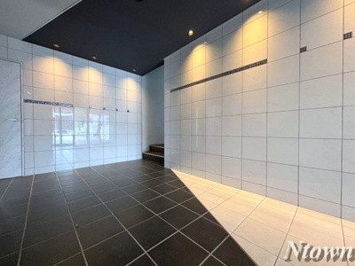 【ロビー】 | ロイヤルピジョンライズ | 清潔なロビーです