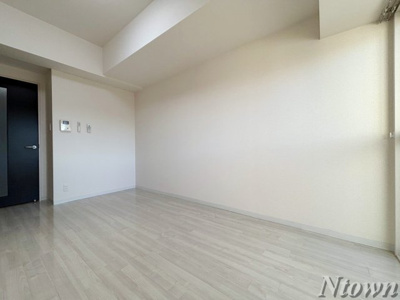 【居間・リビング】 | ロイヤルピジョンライズ | おしゃれなリビングです