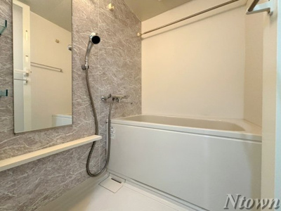 【浴室】 | ロイヤルピジョンライズ | ゆったり過ごせるお風呂です