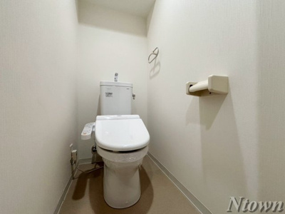 【トイレ】 | ロイヤルピジョンライズ | ゆったりとした空間のトイレです