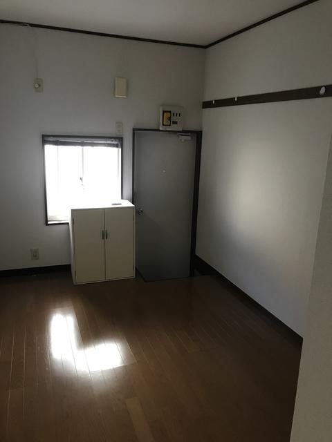 ビレッジ３０の玄関