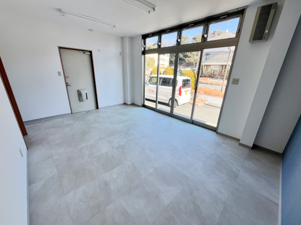 さなるの丘　貸事務所の内装