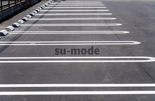 フレンドコーポさわらぎの駐車場