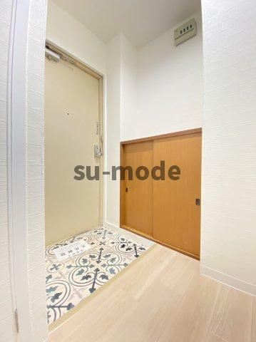 フレンドコーポさわらぎの玄関