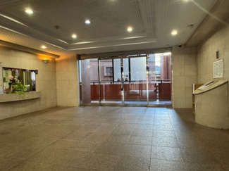 【エントランス】