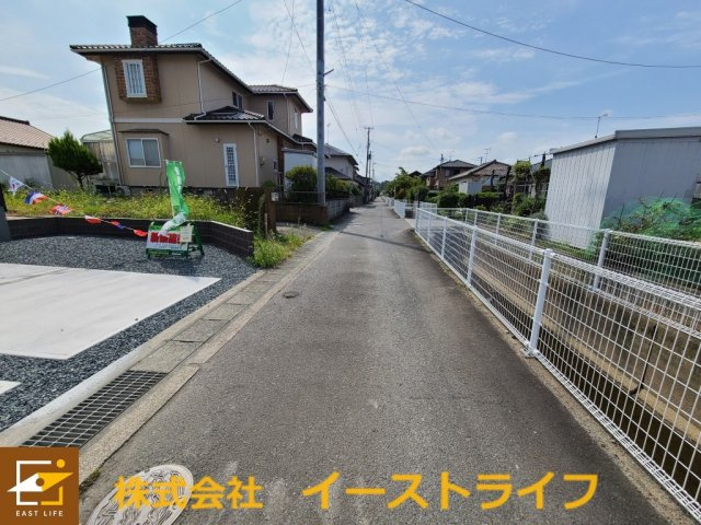 【新築戸建】さらに値下げ！平泉崎第7※子育て支援対象※の前面道路含む現地写真|北側3.73ｍ前面道路　2024年8月撮影