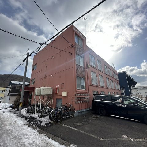 学）コーポＭＴの外観