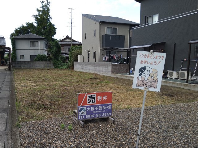 西条市神拝甲159-2の外観