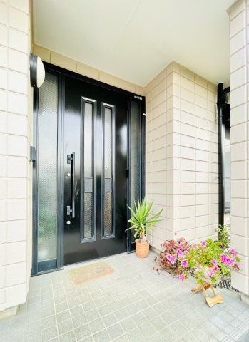 あきる野市秋留　中古戸建のエントランス