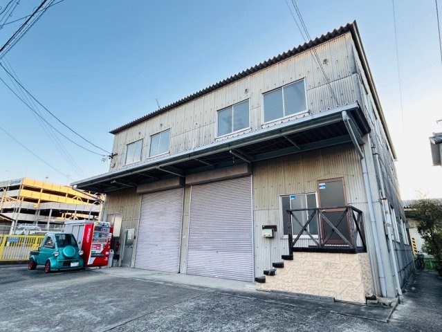 山町貸倉庫の外観