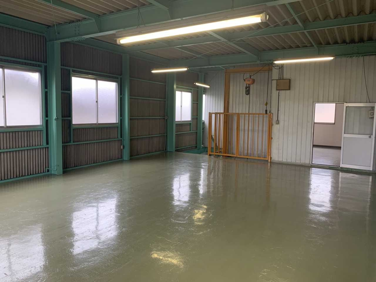 山町貸倉庫の内装