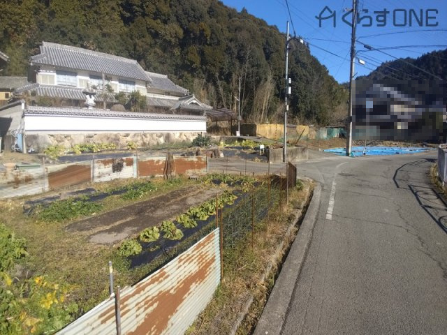 【前面道路含む現地写真】 | 姫路市香寺町中村／中古戸建