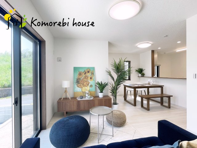 川島町下伊草　新築一戸建て　いろどりアイタウン　07の居間・リビング|ゆったり過ごせるリビングです