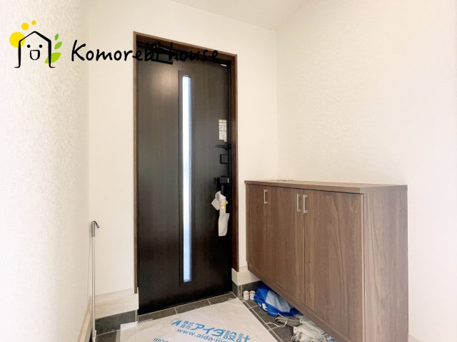 川島町下伊草　新築一戸建て　いろどりアイタウン　07の玄関|ゆったりとした玄関です