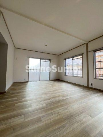 北﨑コーポの居間・リビング